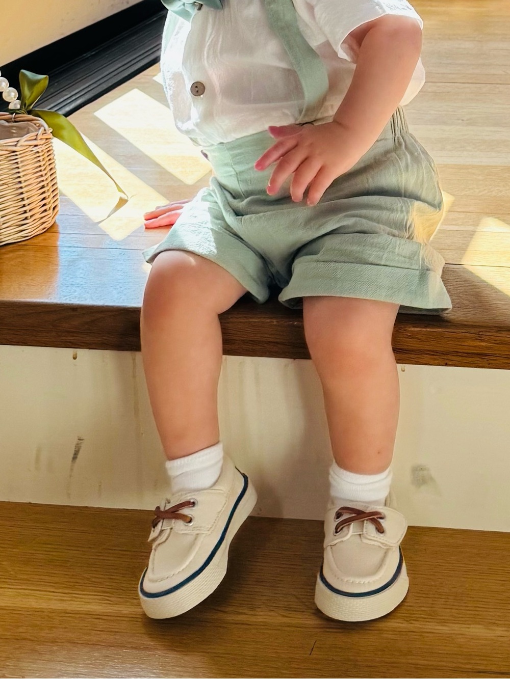 Gymboree Toddler Boat Shoes, Worn Once! Cream with Navy Trim
